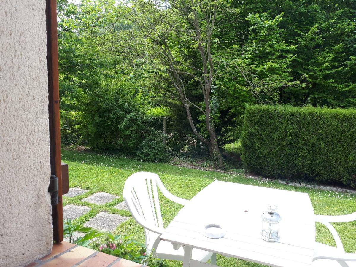 Au Chat Perche Mareil-sur-Mauldre Exterior foto