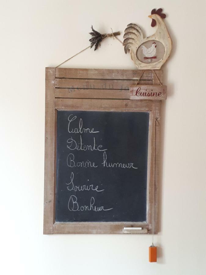 Au Chat Perche Mareil-sur-Mauldre Exterior foto